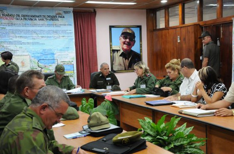 Đích thân Chủ tịch Hội đồng Nhà nước Cộng hòa Cuba Raul Castro đã ra lệnh cuộc tập trận Bastion 2013. Đây được xem là cuộc tập trận lớn nhất lực lượng vũ trang nước này kể từ sau Bastion 2009.